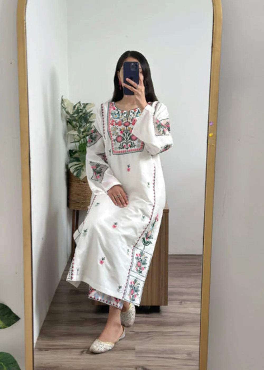 Naz 2PC-Embroidered-Haveli