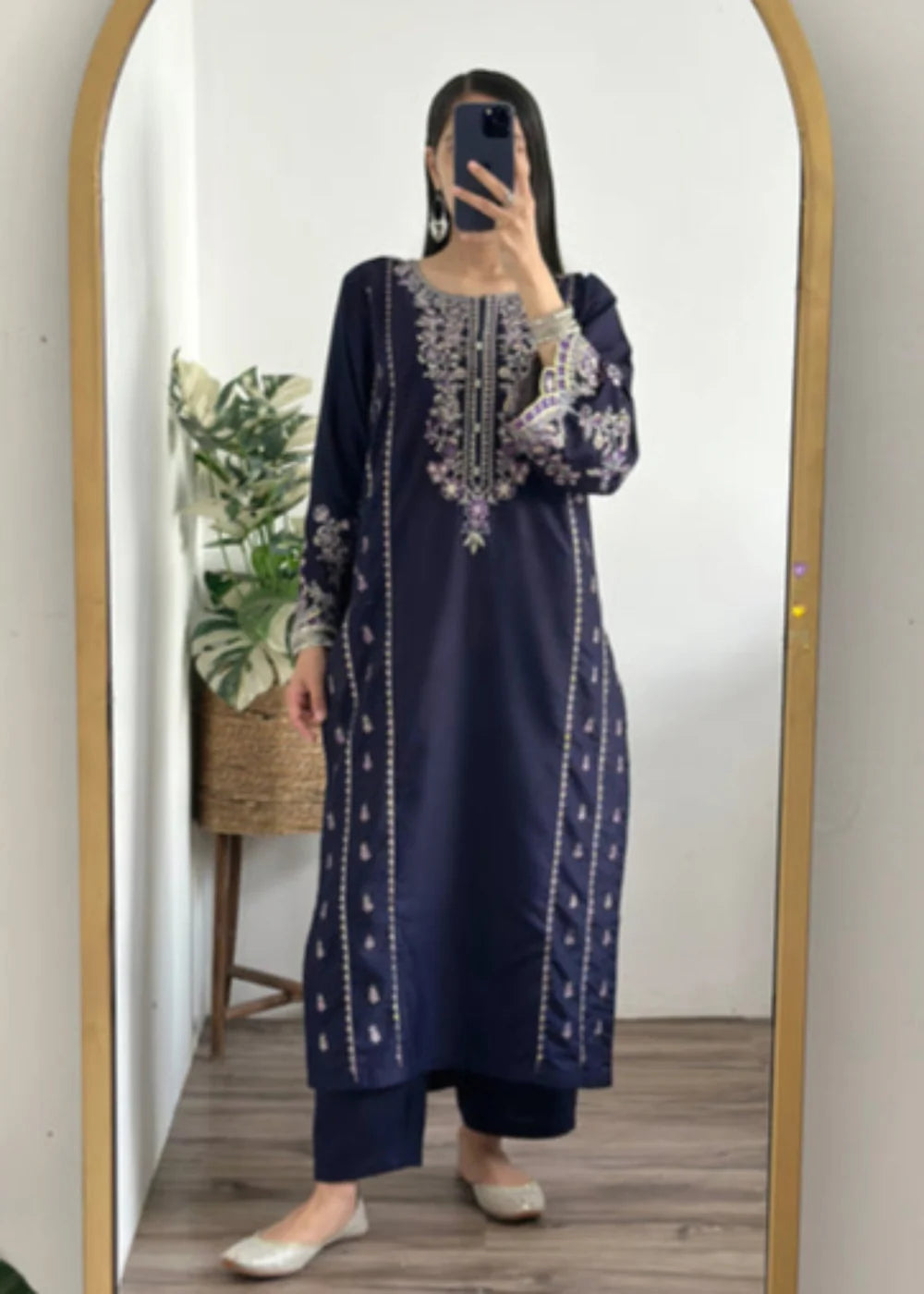 Warda 2PC-Embroidered-Haveli