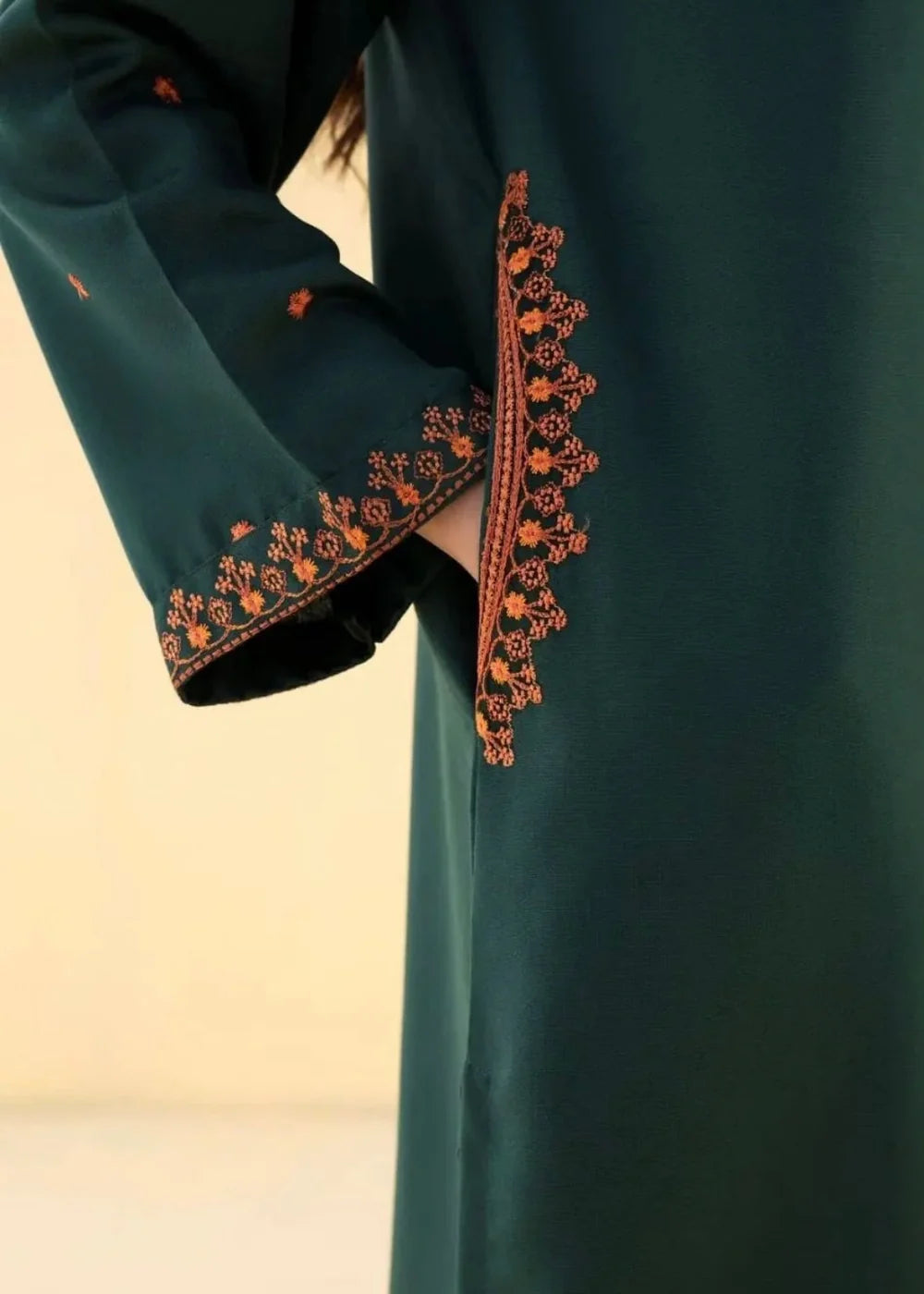 Sara (pocket) 2PC-Embroidered-Haveli