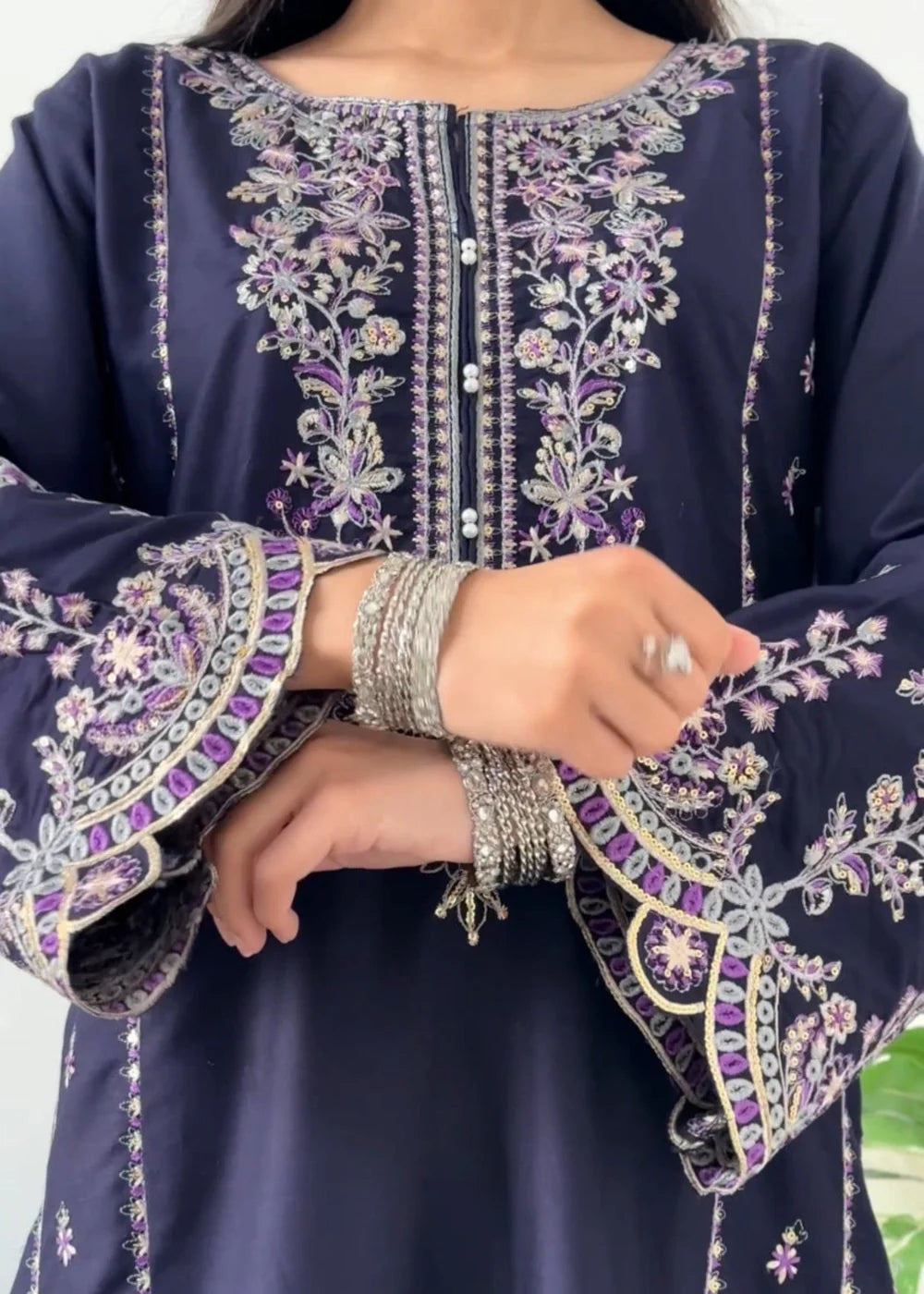 Warda 2PC-Embroidered-Haveli