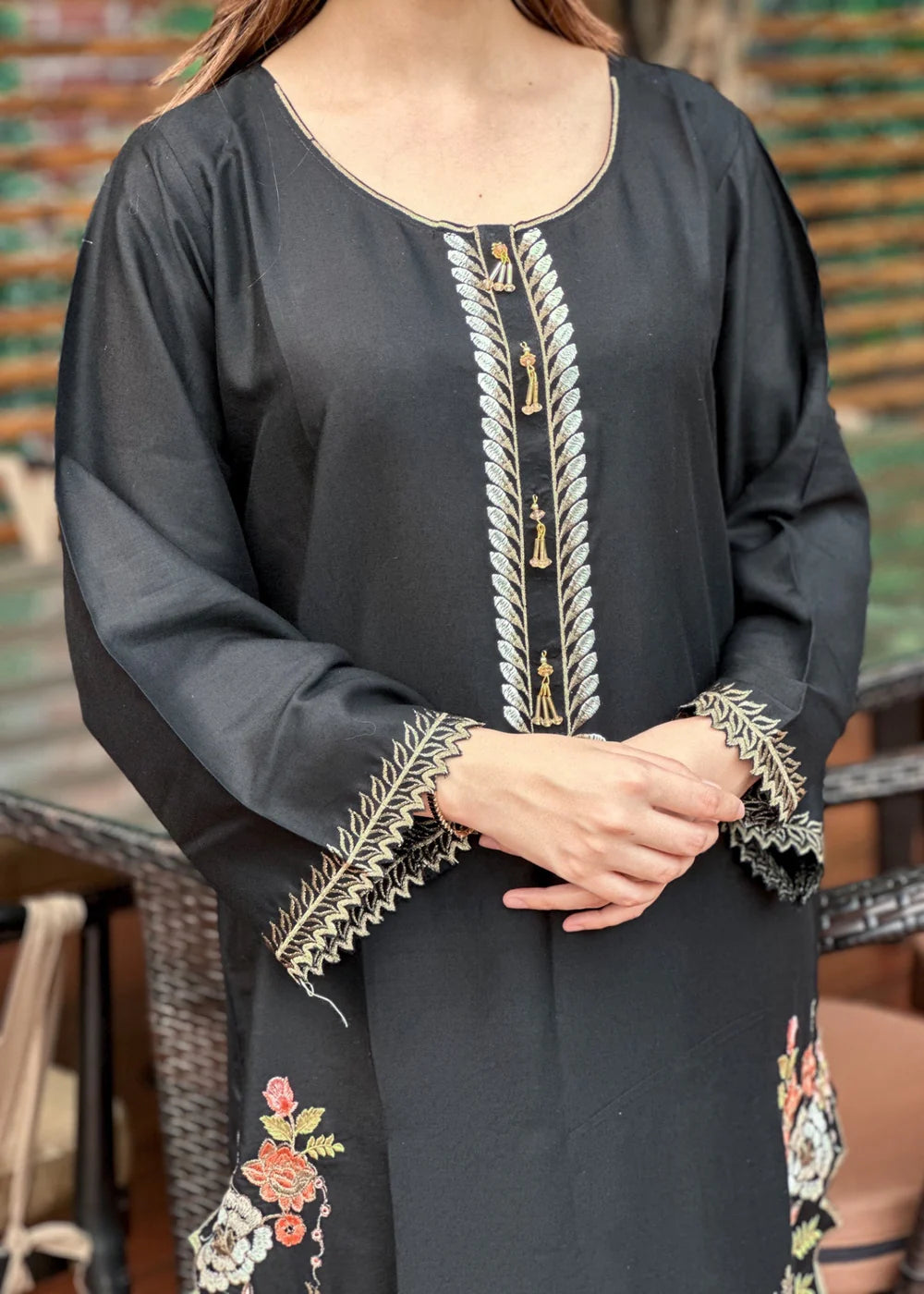 Aneela 2pc-Embroidered- Haveli