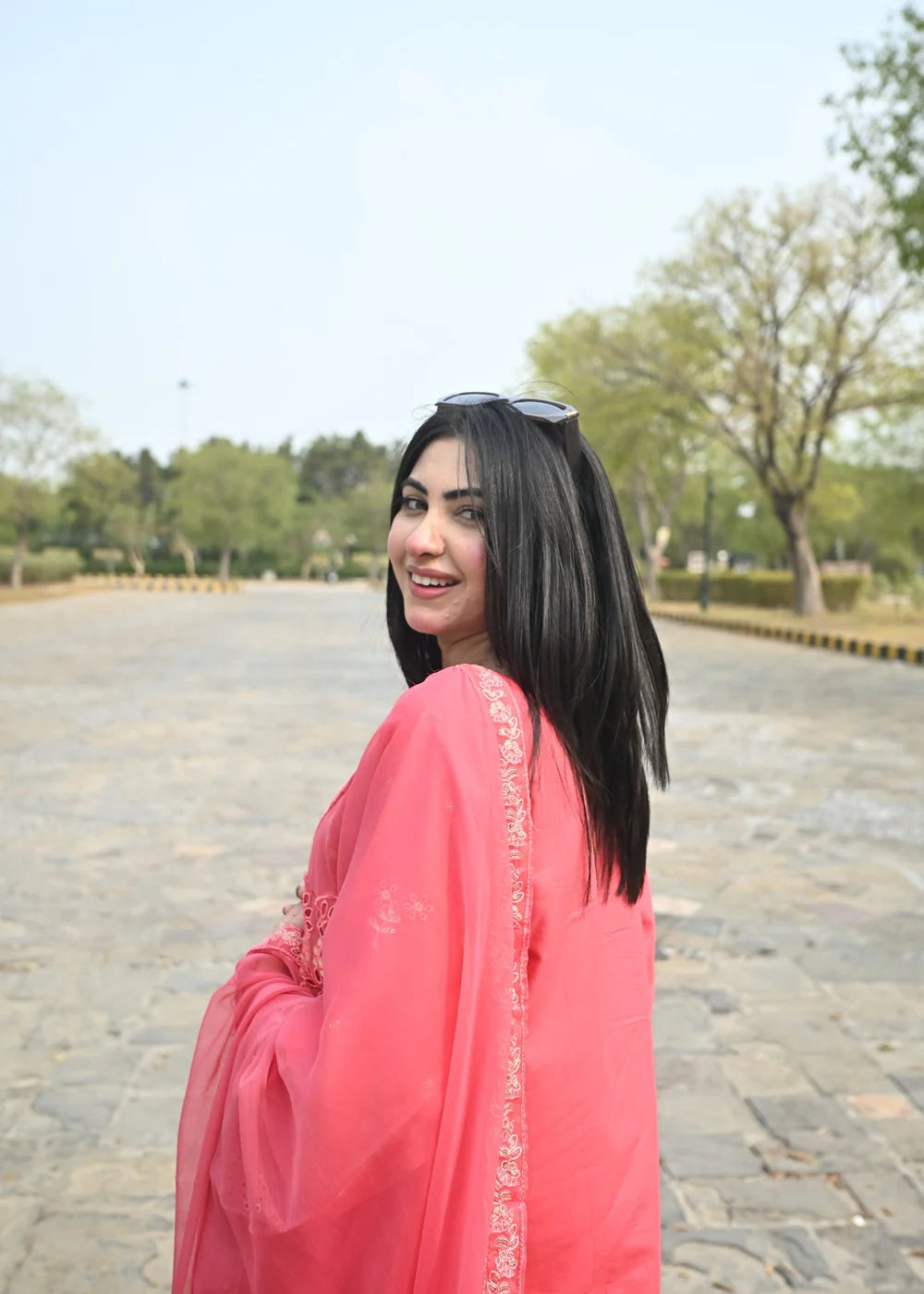 Minahil 3PC-Embroidered-Haveli