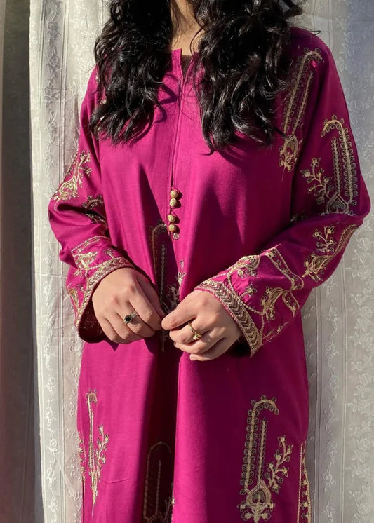 Amber 2PC-Embroidered-Haveli