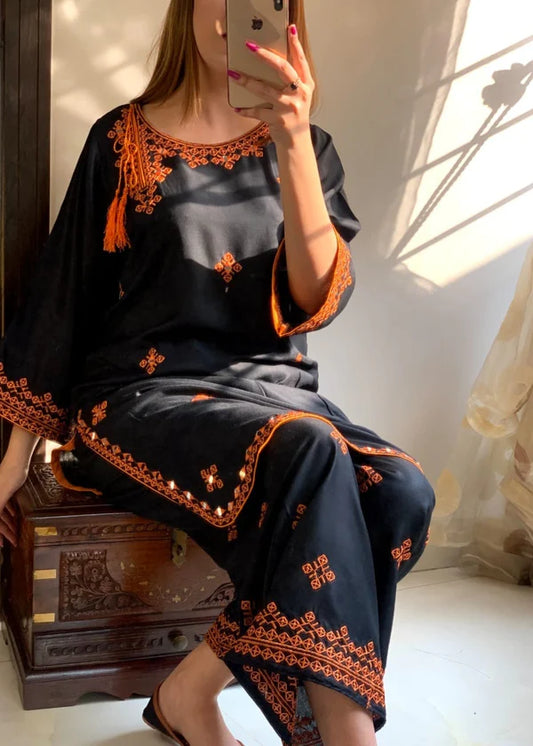 Biya(Black) 2PC-Embroidered-Haveli