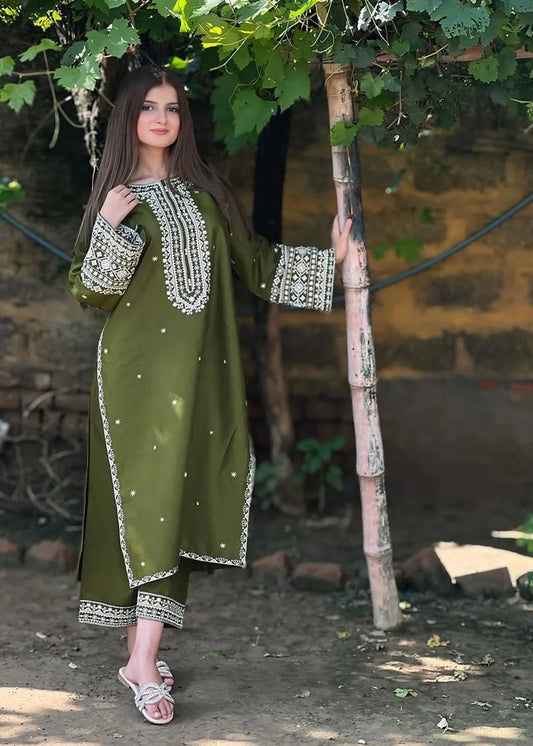 Reyna 2PC-Embroidered-Haveli