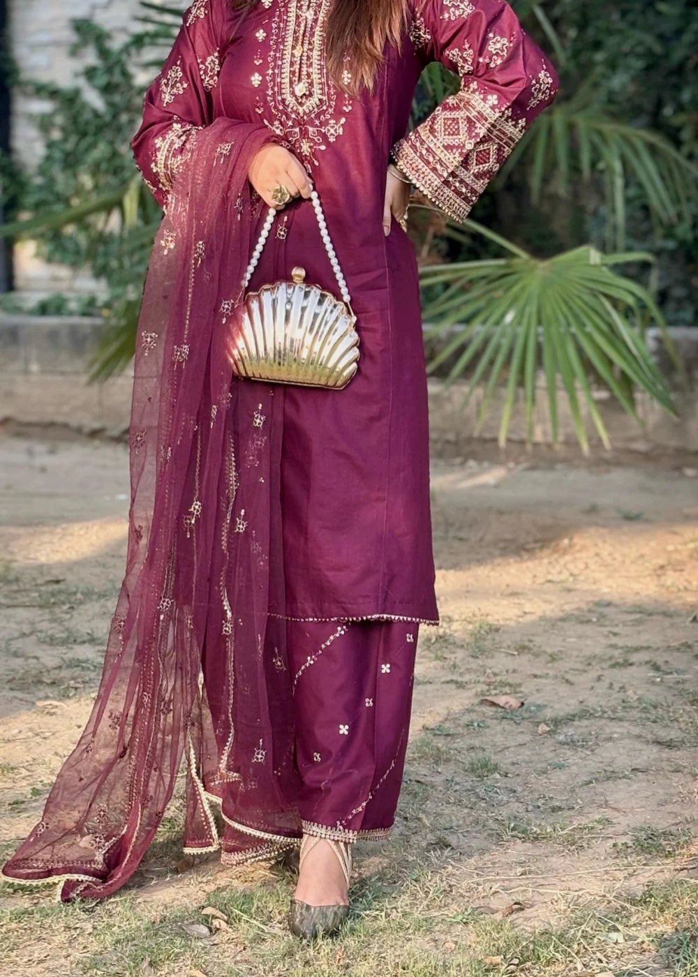 Mayal 3PC-Embroidered-Haveli