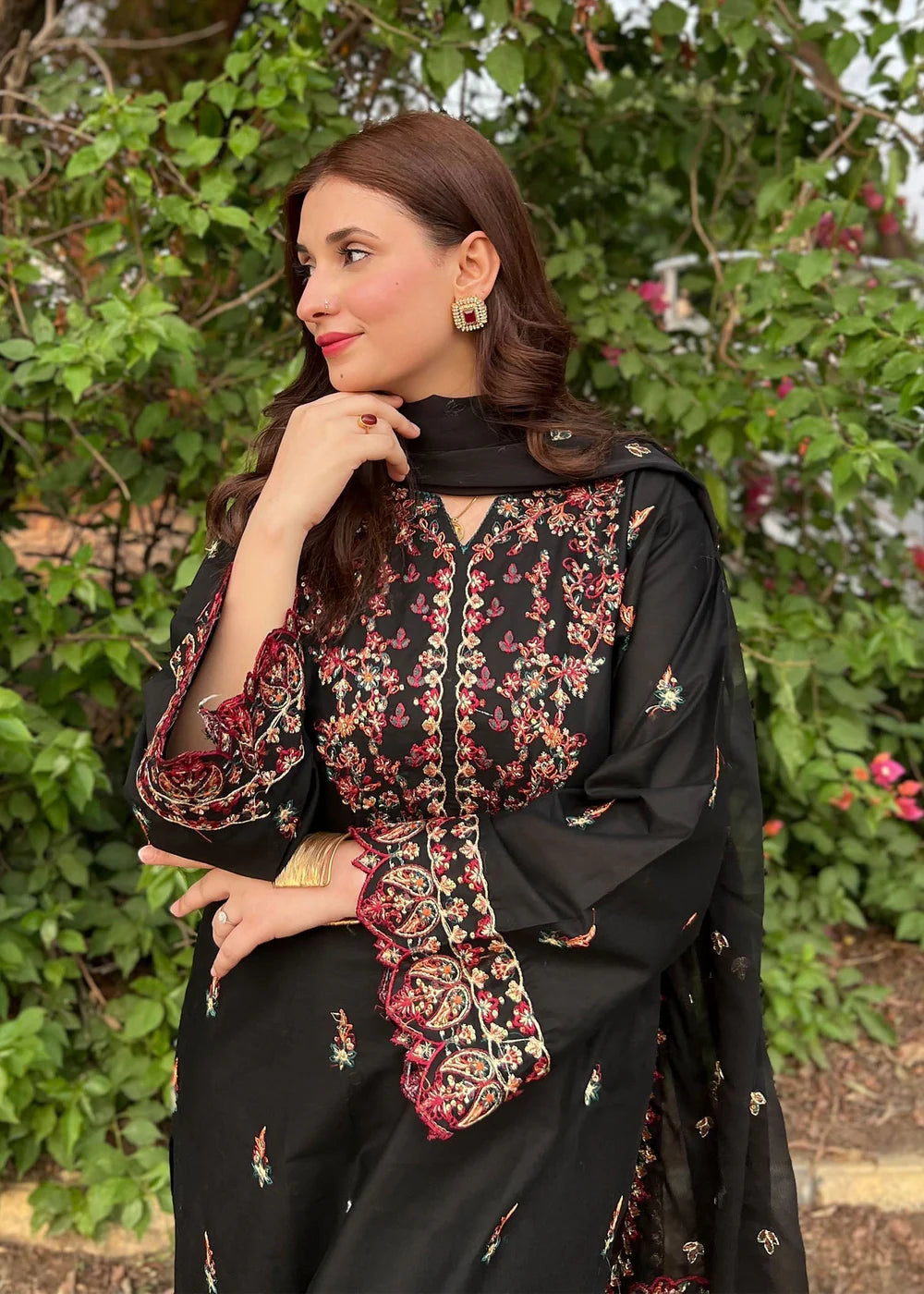 Parsa  3PC-Embroidered-Haveli